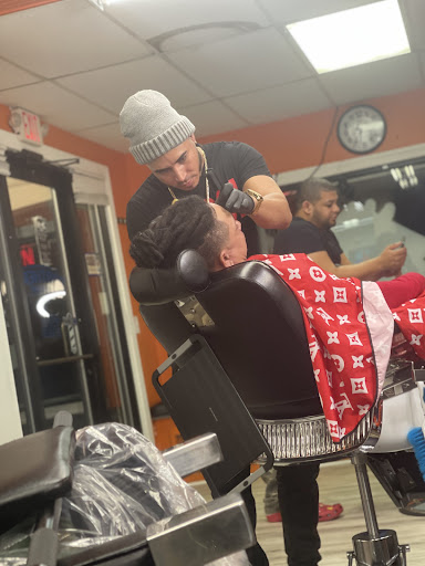 Barber Shop «Los Brothers Barbershop», reviews and photos, 1303 Hamilton St, Allentown, PA 18102, USA