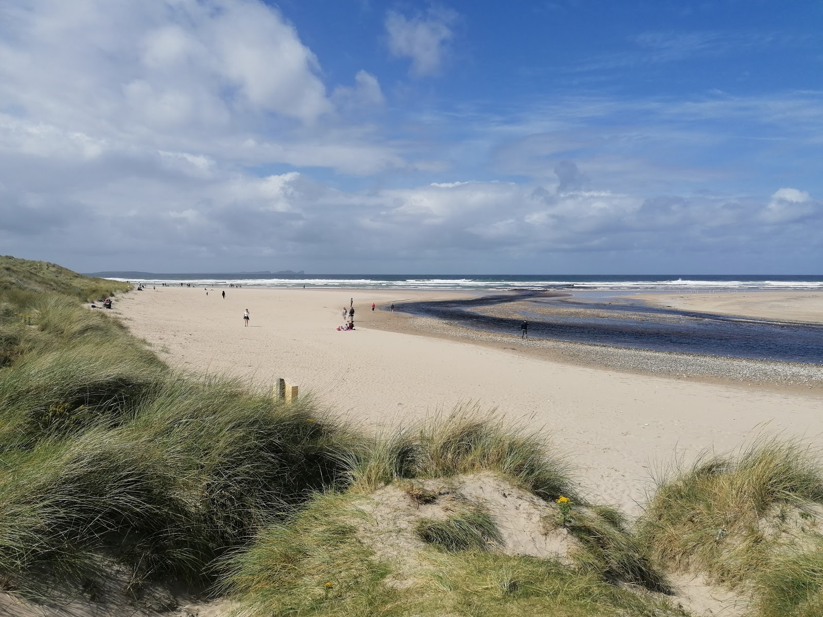 Fotografija Falcarragh Beach z svetel pesek površino