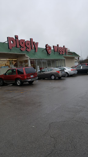 Grocery Store «Piggly Wiggly», reviews and photos, 128 N Main St, Hopkinsville, KY 42240, USA