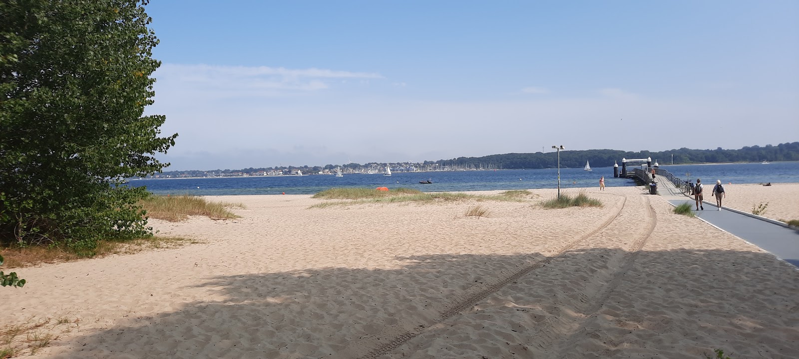 Photo de Plage de Falckensteiner avec l'eau cristalline de surface