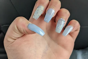 Le's Nails image