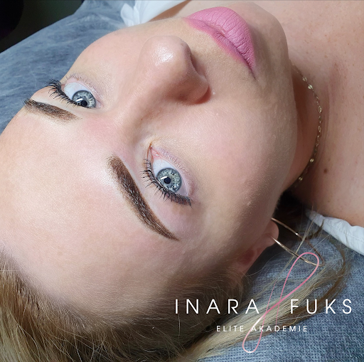 Inara Fuks Permanent Make-Up Behandlungen und Schulungen in Frankfurt