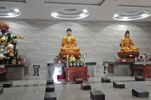 Maha Vihara Maitreya Duta image