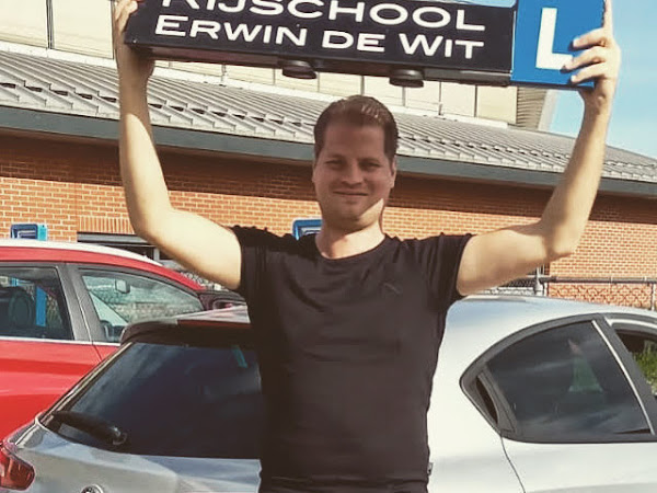 Image d'avis de Kelvin van der Tuin