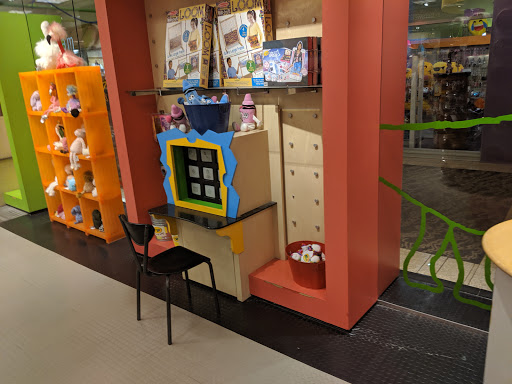 Craft Store «Crayola Store Crown Center», reviews and photos, 200 E 25th St, Kansas City, MO 64108, USA