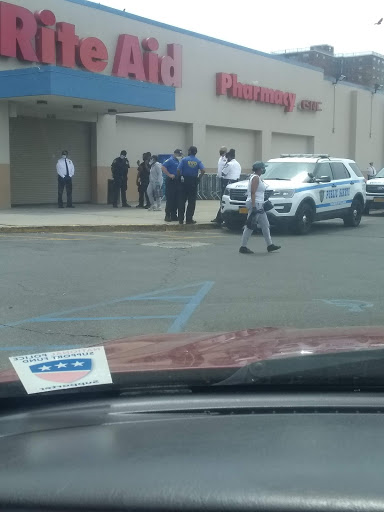 Rochdale Outlet Department Store, 16520 Baisley Blvd, Jamaica, NY 11434, USA, 