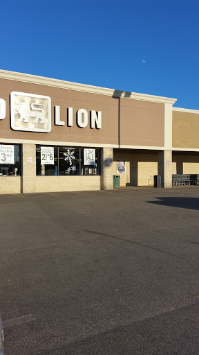Grocery Store «Food Lion», reviews and photos, 350 N Cashua Dr, Florence, SC 29501, USA