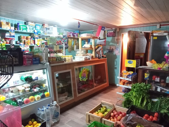Opiniones de Mercado Particular y Depósito de Leña Ciro en Puerto Montt - Mercado