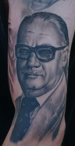 Tattoo Shop «Red Raven Art Company», reviews and photos, 602 Seaboard St, Myrtle Beach, SC 29577, USA