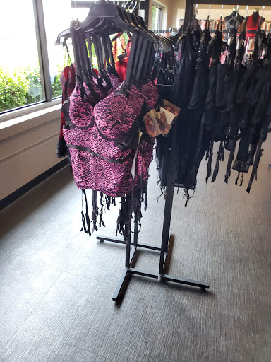 Lingerie Store «Lovebound», reviews and photos, 2209 NW Broad St, Murfreesboro, TN 37129, USA