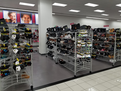 Clothing Store «Burlington Coat Factory», reviews and photos, 1402 SE Everett Mall Way, Everett, WA 98208, USA