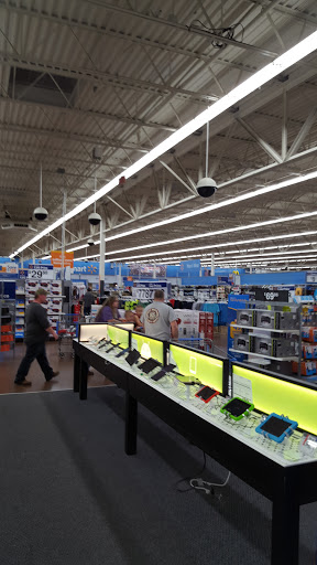 Department Store «Walmart Supercenter», reviews and photos, 2345 Happy Valley Rd, Glasgow, KY 42141, USA