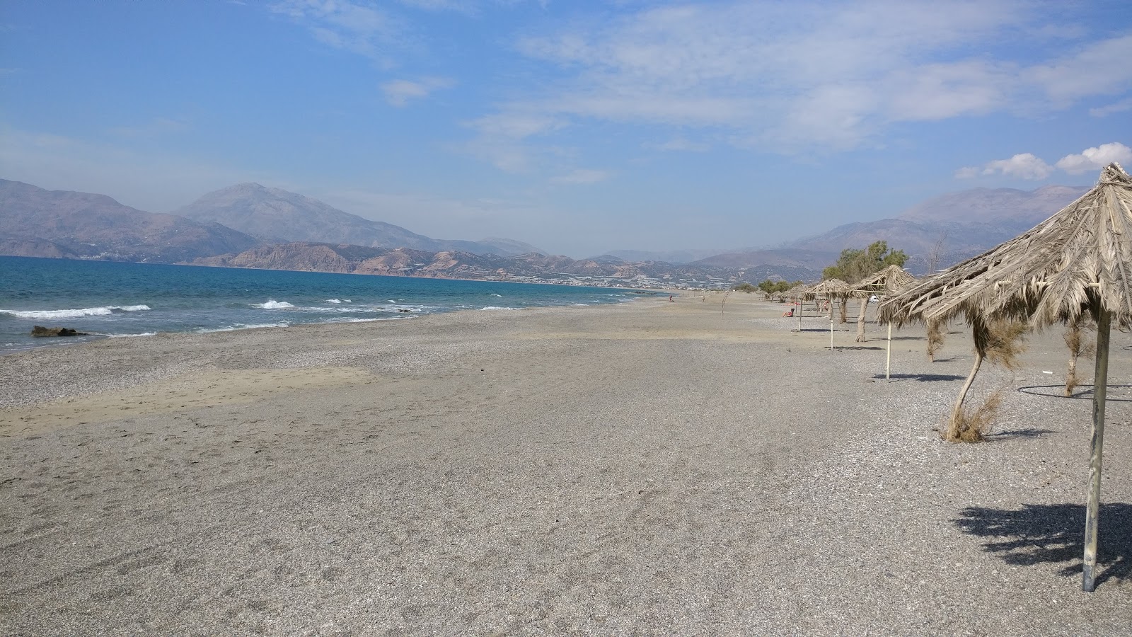 Foto di Afrathias beach - buon posto amico degli animali domestici per le vacanze