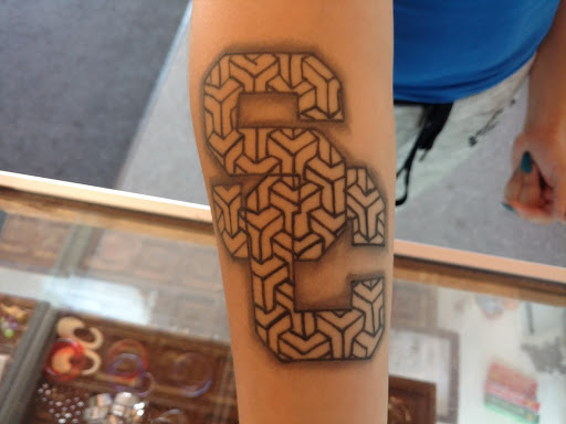 Tattoo Shop «Avenue Tattoo», reviews and photos, 472 W Highland Ave, San Bernardino, CA 92405, USA