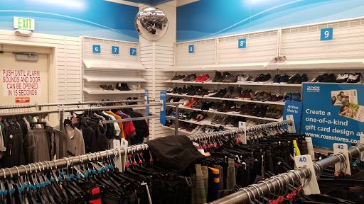 Clothing Store «Ross Dress for Less», reviews and photos, 1161 N Burleson Blvd, Burleson, TX 76028, USA