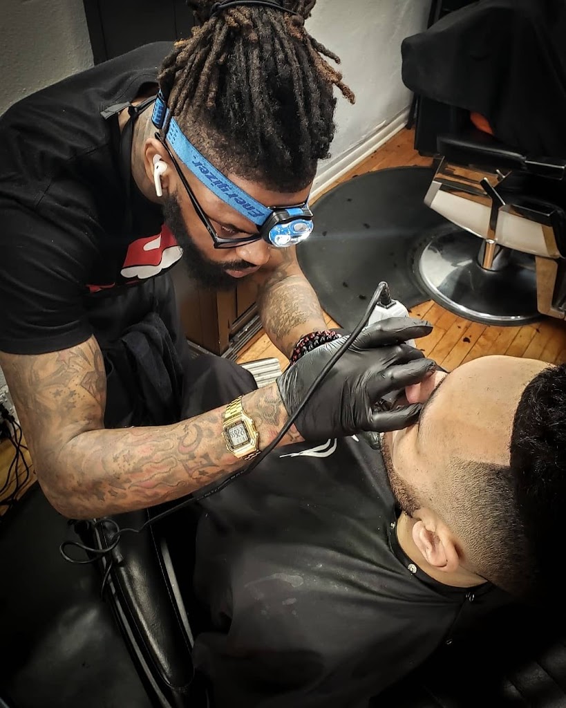 Doc The Luxury Barber Grooming LLC 60154