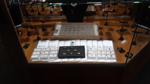 Jewelry Store «Your Jewelers», reviews and photos, 20 W Mulberry St, Lebanon, OH 45036, USA