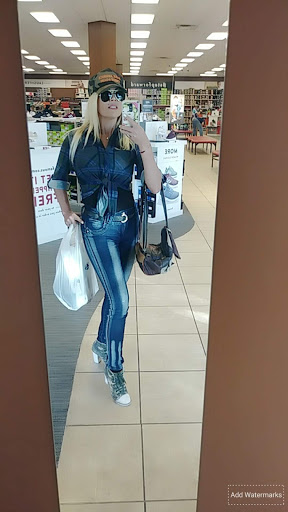 Shoe Store «Famous Footwear», reviews and photos, 1140 Harter Pkwy, Yuba City, CA 95993, USA