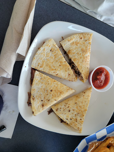 Restaurant «The Corner Bistro & Catering», reviews and photos, 200 Fountain Trce, Poquoson, VA 23662, USA