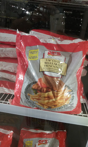 Movie Theater «Regal Cinemas Elmwood Center 16», reviews and photos, 2001 Elmwood Ave, Buffalo, NY 14207, USA