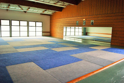 Complexe sportif Visiosport (Gymnase, Foot Zazz, Basket Club BC3R) à Montceaux