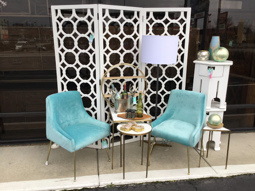 Furniture Store «Nadeau - Furniture with a Soul», reviews and photos, 7400 Kenwood Rd, Cincinnati, OH 45236, USA