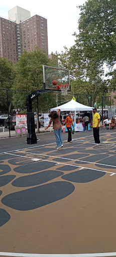 Park «Holcombe Rucker Park», reviews and photos, 280 W 155th St, New York, NY 10039, USA