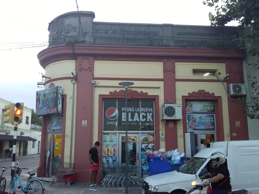 AF1QipO4r33cWEBzEdSehpnsVrvNdhgYarj8F9TaOkNN