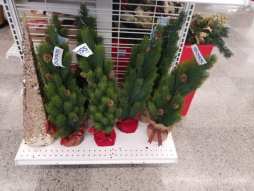 Department Store «Kmart», reviews and photos, 6163 Oxon Hill Rd, Oxon Hill, MD 20745, USA