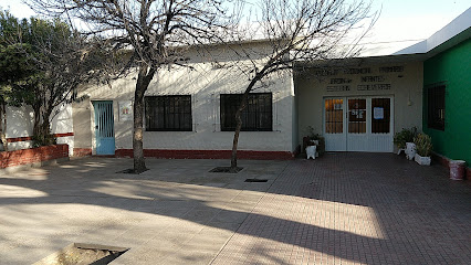 Escuela primaria y jardín de infantes Esteban Echeverría