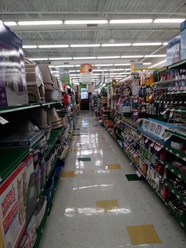 Pet Supply Store «Pet Supplies Plus», reviews and photos, 26230 Hoover Rd, Warren, MI 48089, USA