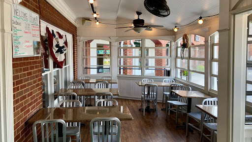 Italian Restaurant «E. 48th Street Market», reviews and photos, 2462 Jett Ferry Rd, Dunwoody, GA 30338, USA