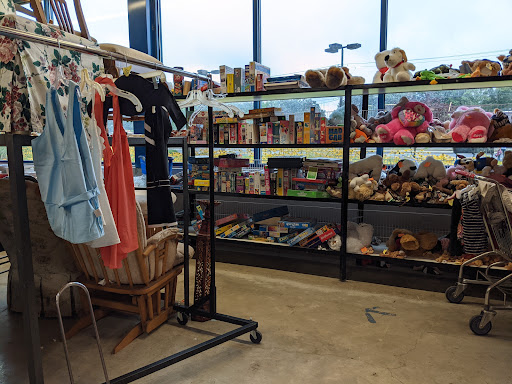 Thrift Store «Island Thrift», reviews and photos, 1800 NY-112, Medford, NY 11763, USA