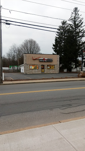 Cell Phone Store «Verizon Authorized Retailer - Wireless Zone», reviews and photos, 143 E Main St, Milford, MA 01757, USA