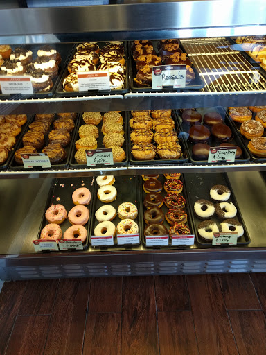 Donut Shop «Glaze Donuts», reviews and photos, 1055 Hamburg Turnpike, Wayne, NJ 07470, USA