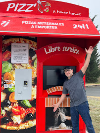 Photos du propriétaire du Pizzas à emporter Distributeur à pizzas Iteuil 24/24 et 7/7 Pizz’à toute heure - n°6