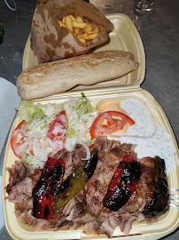 Plats et boissons du Restaurant de döner kebab Ali Baba à Orléans - n°2