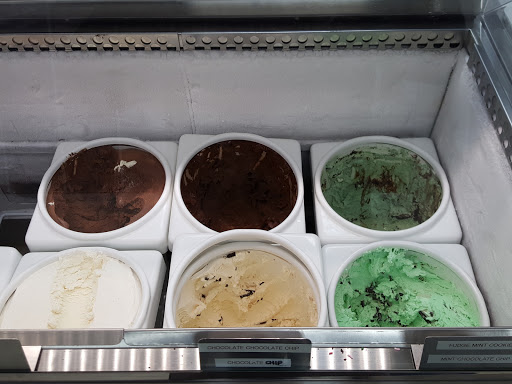 Ice Cream Shop «Hoffmans Ice Cream & Yogurt», reviews and photos, 78 Oceanport Ave, Little Silver, NJ 07739, USA