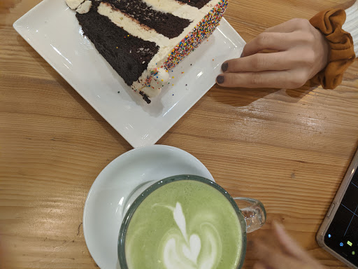 Cake Shop «Cake Life Bake Shop», reviews and photos, 1306 Frankford Ave, Philadelphia, PA 19125, USA