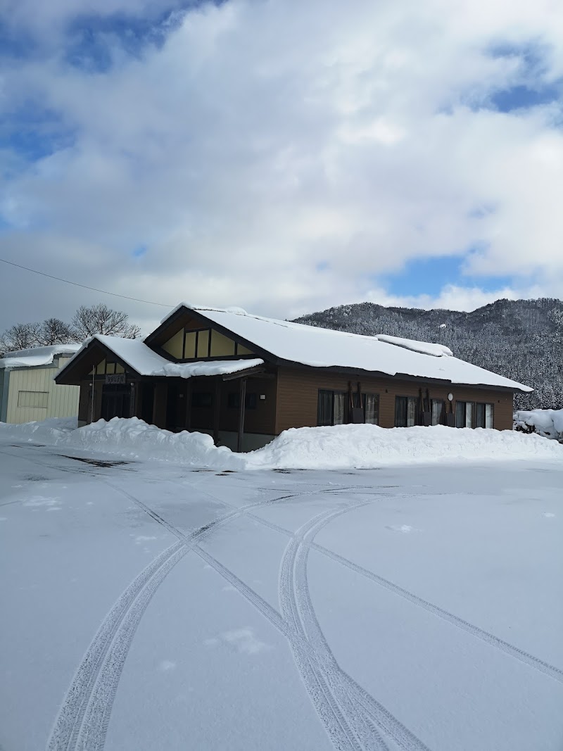 白馬村 飯田公民館