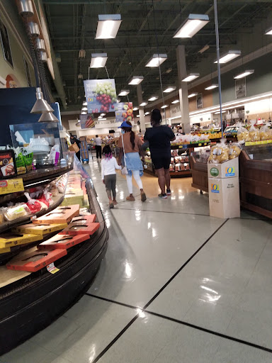 Shopping Mall «Bala Cynwyd Shopping Center», reviews and photos, 59 E City Ave, Bala Cynwyd, PA 19004, USA