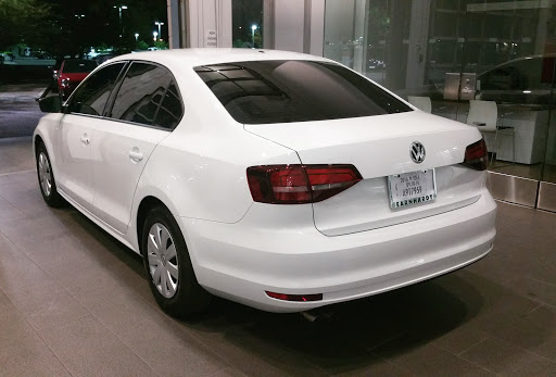 Volkswagen Dealer «San Tan Volkswagen», reviews and photos, 1489 E Motorplex Loop, Gilbert, AZ 85297, USA