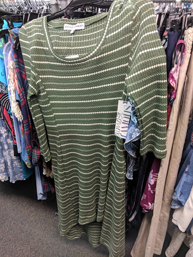 Shopping Mall «Butler Outlet Mall», reviews and photos, 2529 KY-227, Carrollton, KY 41008, USA