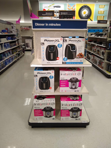 Department Store «Target», reviews and photos, 1149 Sunrise Hwy, Copiague, NY 11726, USA