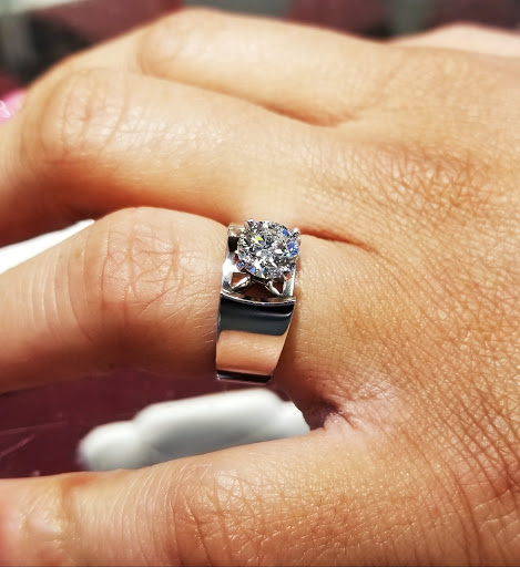 Jewelry Store «K1 Jewelers», reviews and photos, 4651 Woodstock Rd #207, Roswell, GA 30075, USA