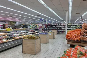 Farrarmere Shopping Center image