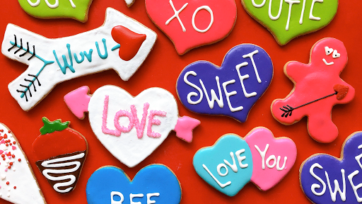 Pet Store «Fetch & Friskers Barkery and Bow-tique», reviews and photos, 701 S Main St, Boerne, TX 78006, USA