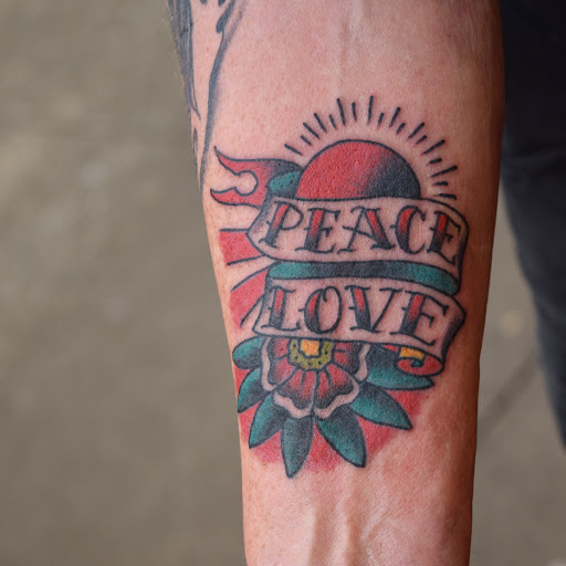 Tattoo Shop «Freaks and Geeks Tattoo Studio», reviews and photos, 5014 NE 24th Ave, Portland, OR 97211, USA