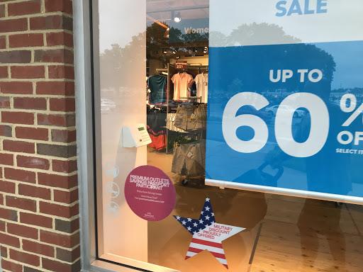 Sportswear Store «Columbia Sportswear Outlet Store at Prime Outlets Williamsburg», reviews and photos, 5711-37 Richmond Rd, Williamsburg, VA 23188, USA