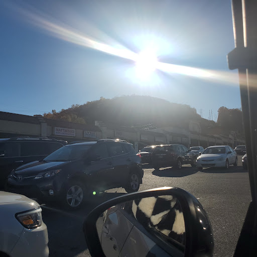 Antietam Valley Shopping Center, 2902 St Lawrence Ave, Reading, PA 19606, USA, 